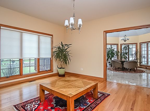 4th image of 3211 Mallard Dr