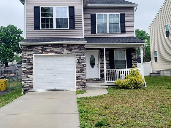 2nd image of 37 Cedar Dr