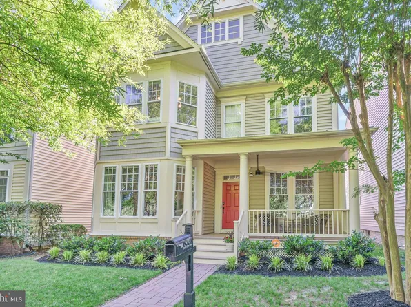 306 Trotter Farm Dr, Rockville, MD 20850
