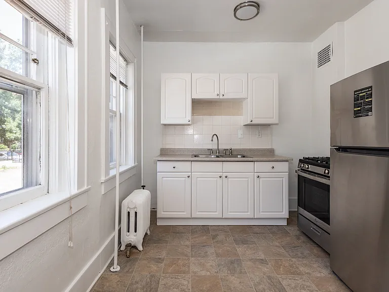 1027 Washington Street — Photo 20