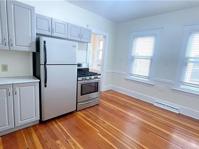 134 Mansfield St — Photo 20
