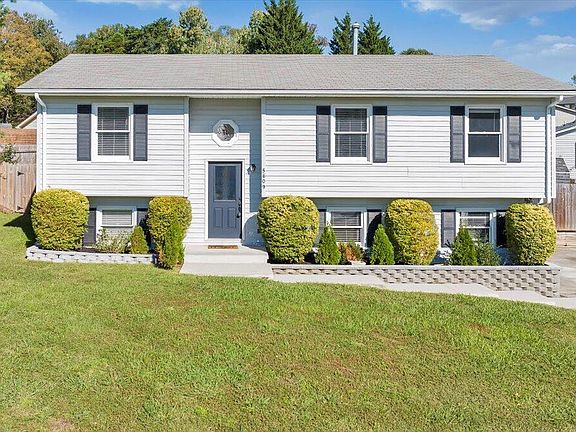 5th image of 5609 Legate Dr