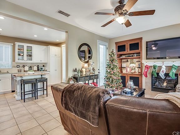 3rd image of 24603 Montevista Cir
