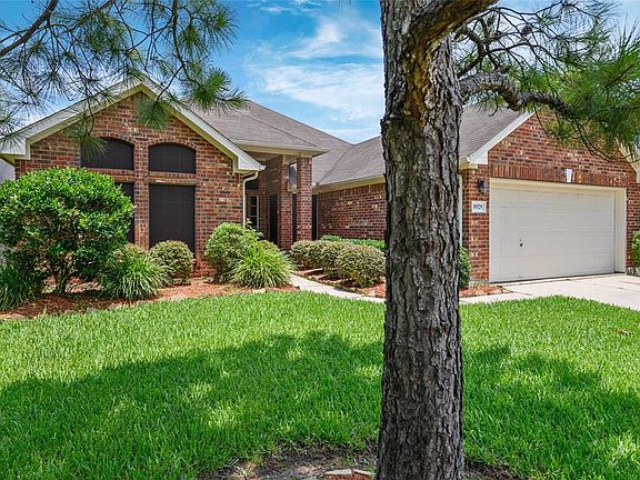 2nd image of 10529 Spencer Landing Ln