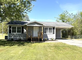 21 McAlister Rd, Fayetteville, TN 37334