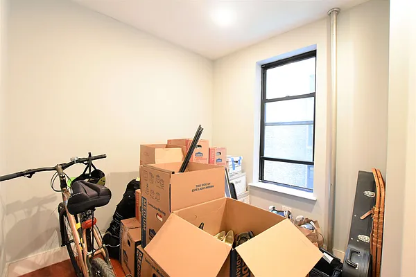 Rented by Clove Realty LLC | media 36