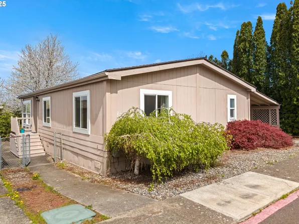 735 SW Sunset Way, Troutdale, OR 97060