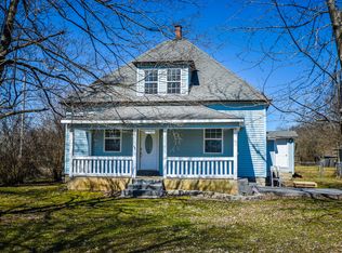 7011 W Lone Oak St, Springfield, MO 65803