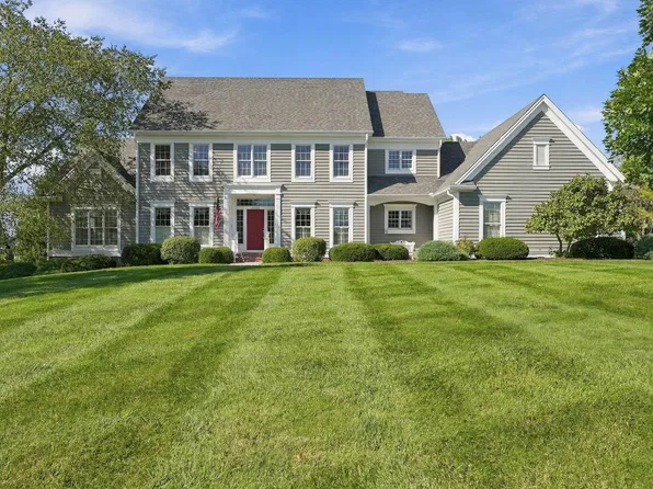 2404 Sycamore Hills Dr, Fort Wayne, IN 46814