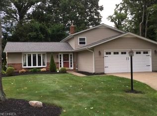 8325 Steeplechase Dr, Mentor, OH 44060