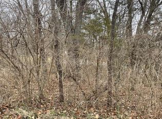 7612 Lakeview Dr, Hillsboro, MO 63050