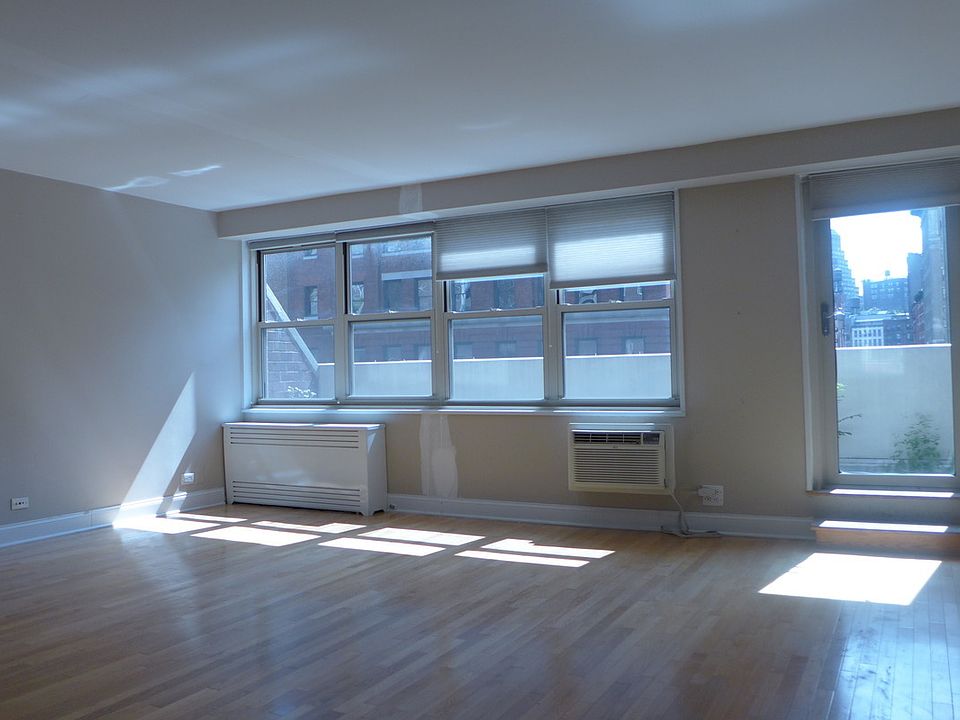 1st image of 366 Greenwich St #A