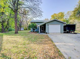 702 Vine Ct, Montgomery, MN 56069