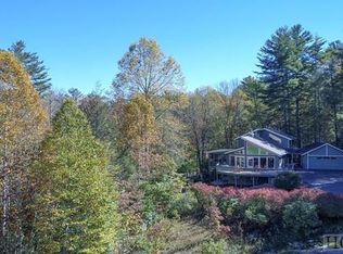 640 N Club Blvd, Lake Toxaway, NC 28747