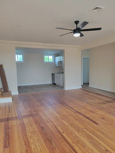 104 N Front St Photo 1