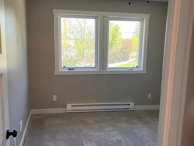 1325 Cox St #1 — Photo 5