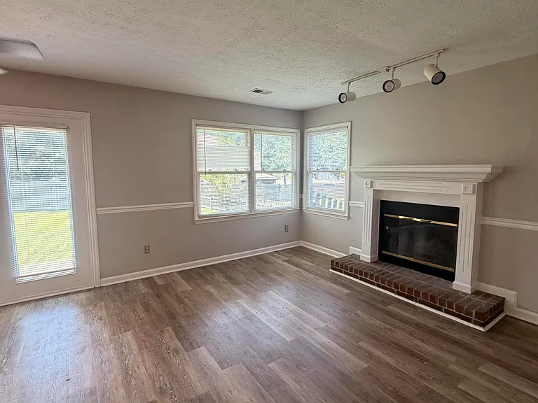 3820 Muirfield Pl — Photo 7