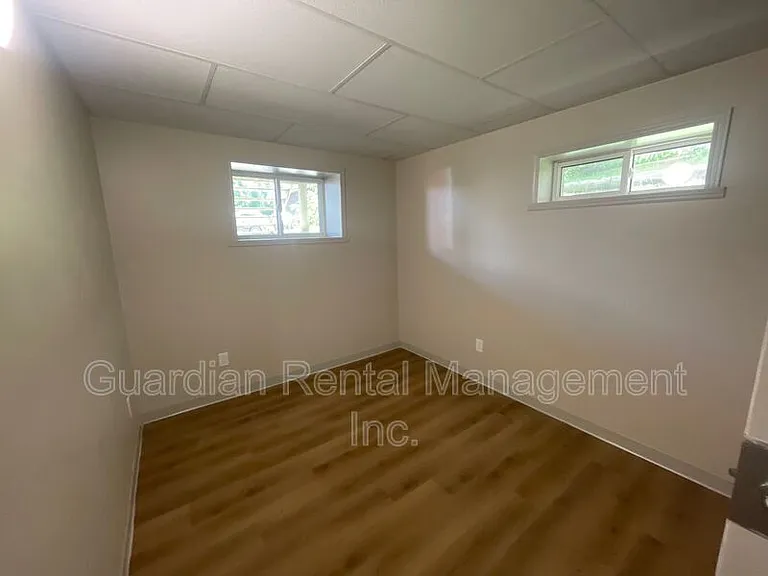 404 Ambrose St #2 — Photo 12