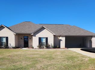 1035 Driftwood Rd, Summit, MS 39666