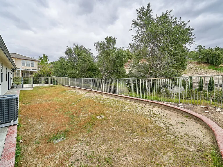 7455 Chanteclair Ct — Photo 39