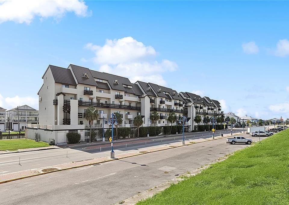 1st image of 7300 Lakeshore Dr APT 2