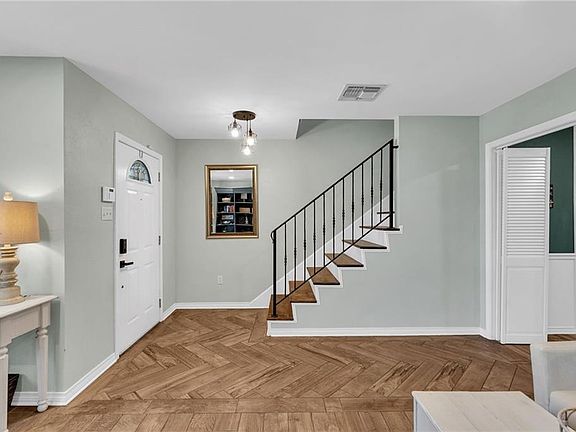 3rd image of 141 Rex Dr