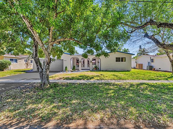 3rd image of 5090 SW 88th Terrace