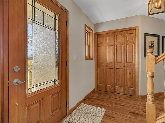 5th image of 18724 Fall Ridge Rd