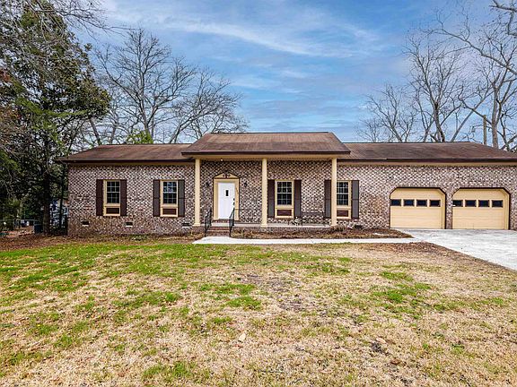 2nd image of 122 Old Chapin Rd