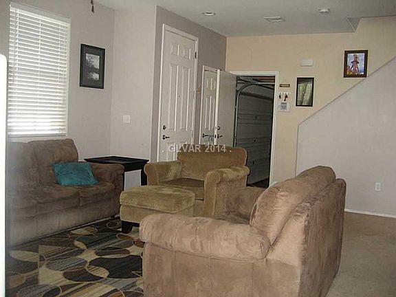 4th image of 2317 Briggsdale Ave