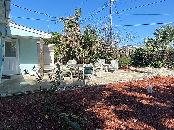 3rd image of 103 Laurie Dr