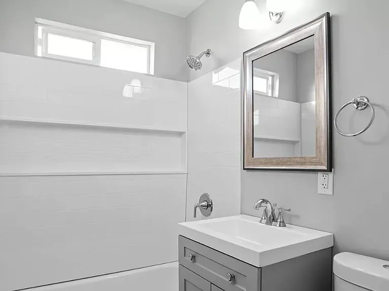 4723 Iroquois Ave — Photo 5