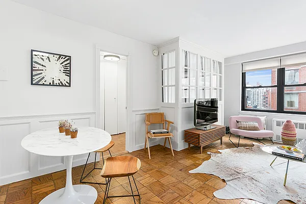 Sold by Compass | media 1