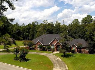 1706 Country Club Dr, Crosby, TX 77532