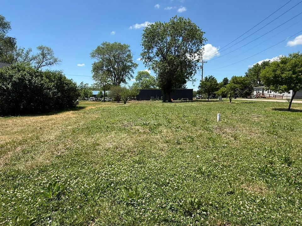 1st image of 0.29 / Acre Flt