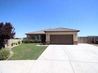621 Vancluse Bay Dr, Bakersfield, CA 93307