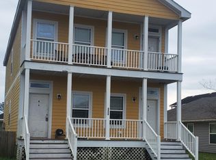 2208 Magazine St #A-B, Ocean Springs, MS 39564