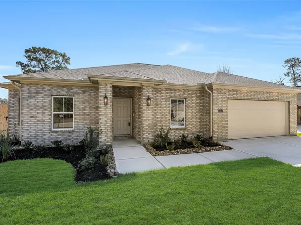 13610 Pine Dr, Cypress, TX 77429