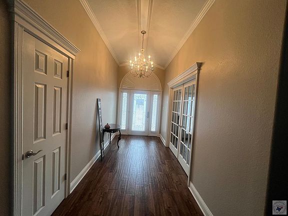 2nd image of 2105 Capitol Hill Rd