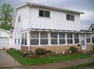 818 Ottawa Ave, Defiance, OH 43512