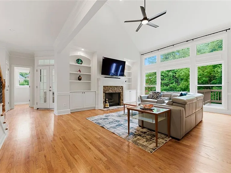 5398 Windsor Green Ct SE — Photo 10
