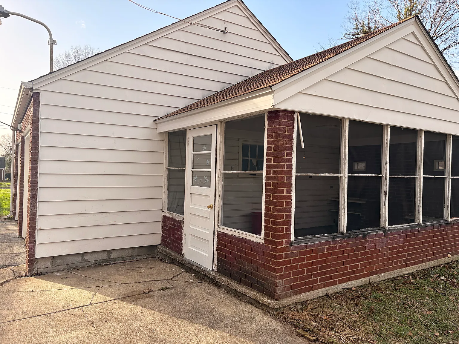 3 bed, 1200 sqft, $1,495 — Photo 3