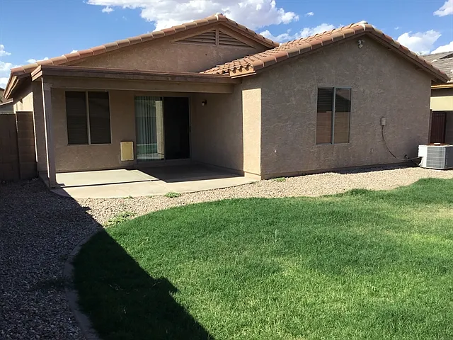 175 W Santa Gertrudis Trl — Photo 2