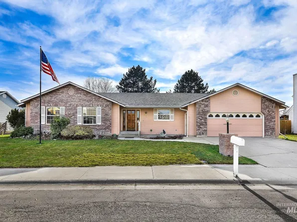 613 W Bridger Ave, Nampa, ID 83651