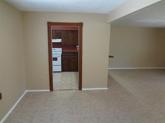 2nd image of 11210 Daybreak Ln