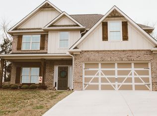 221 Birchwood Ln, Lenoir City, TN 37771