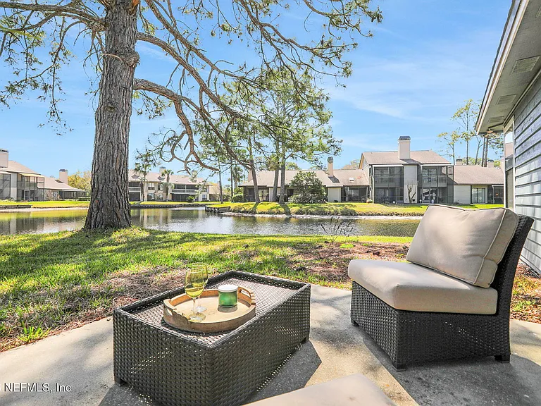 181 Aruba Ln — Photo 7