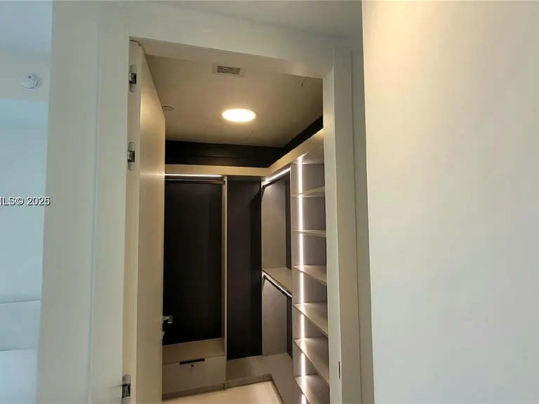 300 Biscayne Boulevard Way #2908 — Photo 8