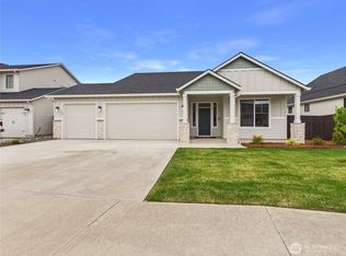 703 Powell Ave, Winlock, WA 98596