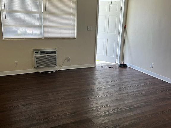 5th image of 11870 NE 16th Ave #3